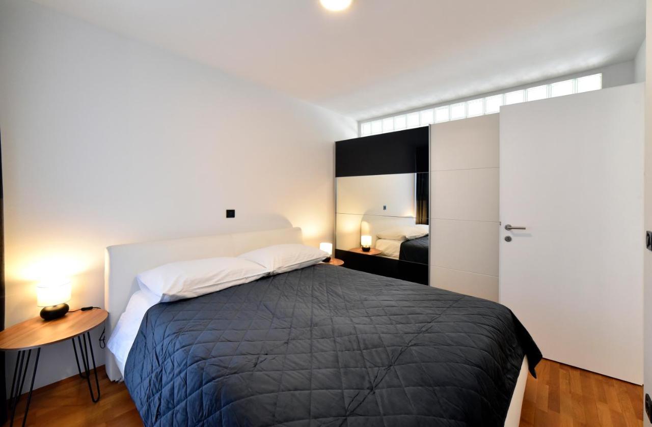 Apartment Lavir With Parking *